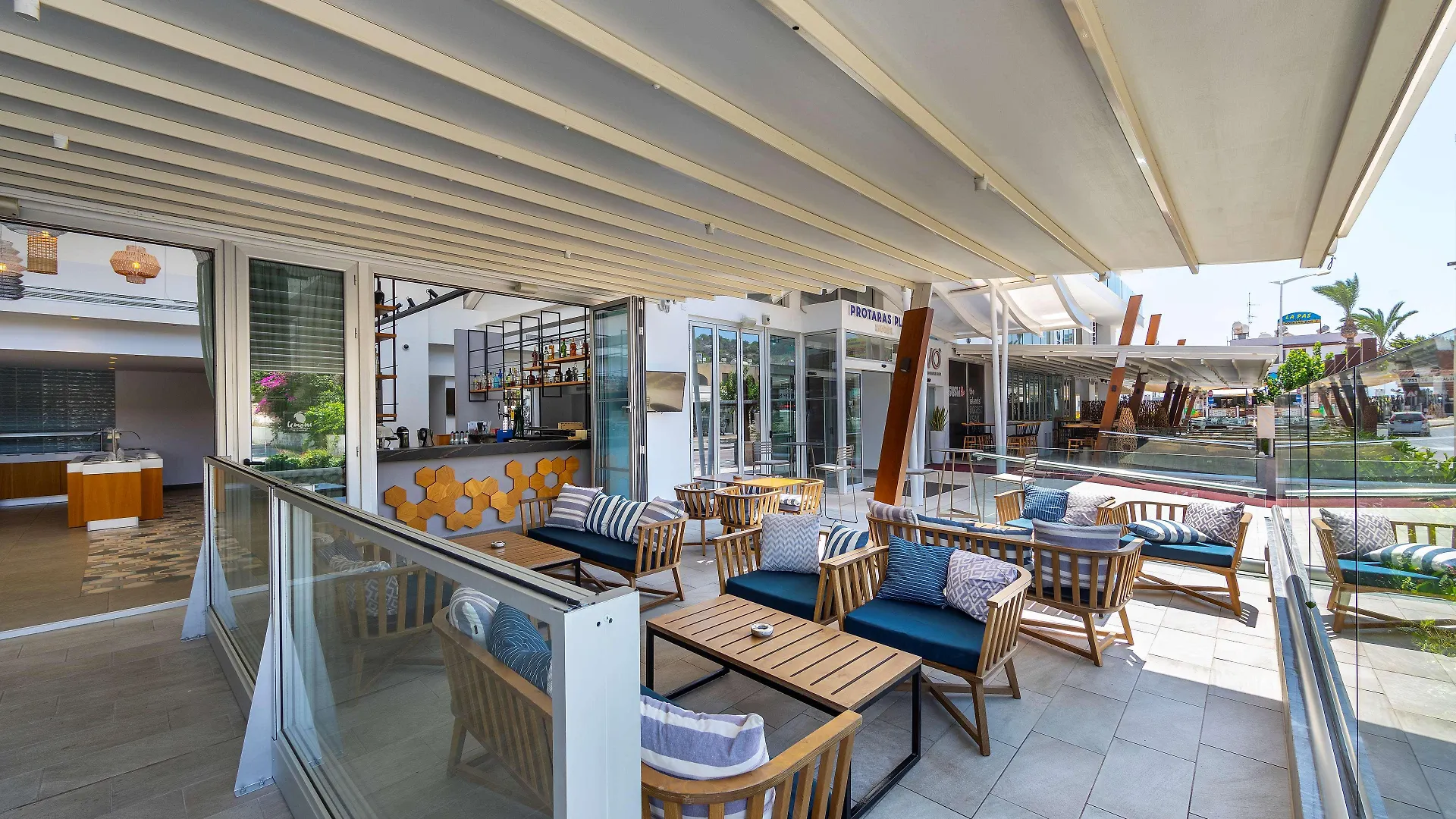 Protaras Plaza Hotel